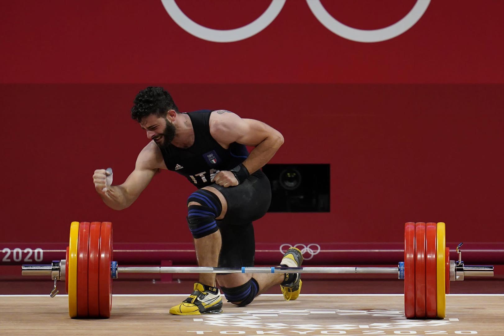 Nino-Pizzolato-gewinnt-Bronze-bei-den-olympischen-spielen-in-tokio-gewichtheben-81kg