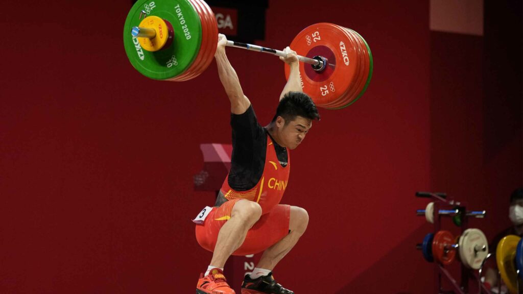 Zhiyong-Shi-holt-viertes-Gold-für-China-bei-Olympia-in-Tokio-73kg