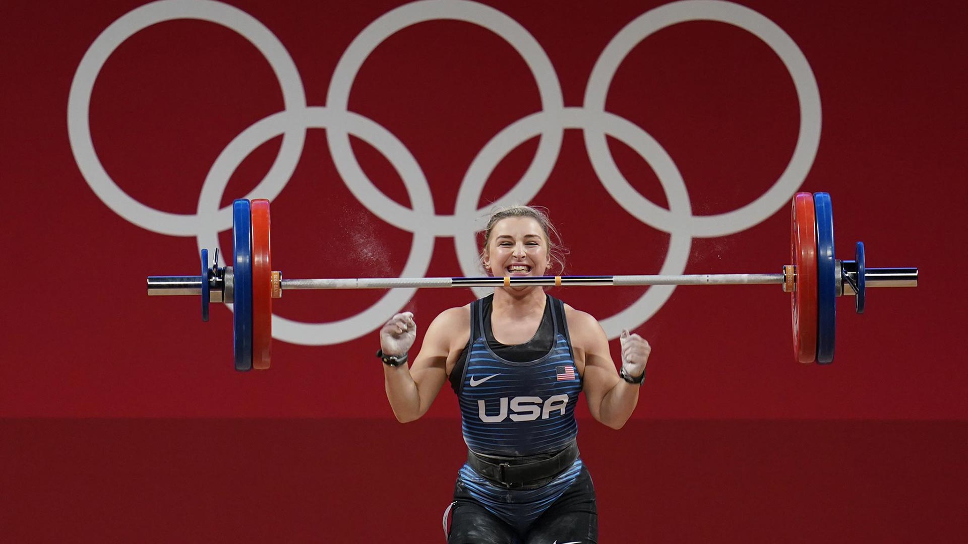 Katherine-Nye-freut-sich-über-Silber-beim-Gewichtheben-in-Tokio-76kg